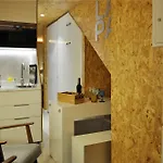 Friendly Border City Design Apartments